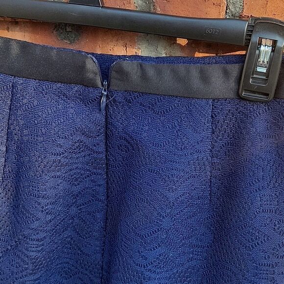 Black and blue pencil skirt - Picture 5 of 6